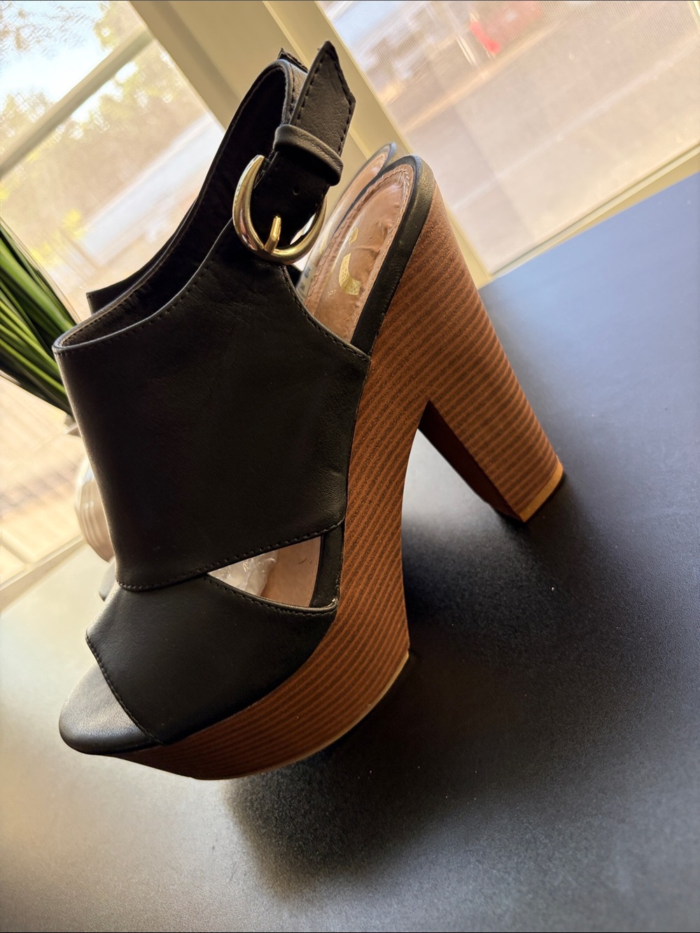 Report Black Peep-Toe Platform Slingback Heels with Brown Wood-Look Sole - Picture 6 of 8